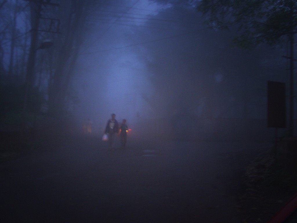 A foggy January evening at Panchgani.