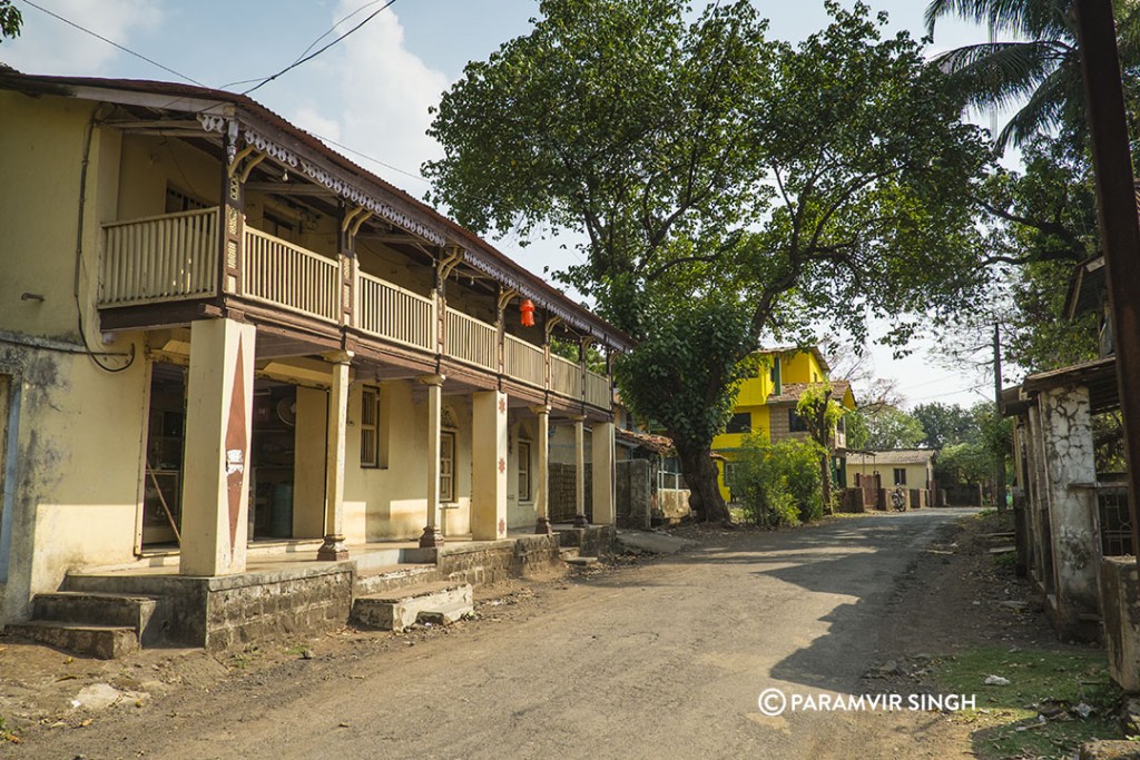 Road in Jambhulpada