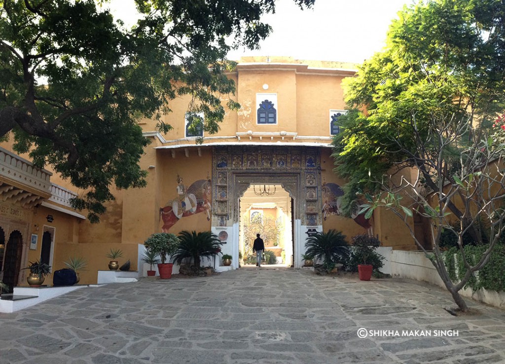 The Deogarh Palace gates from the inside.