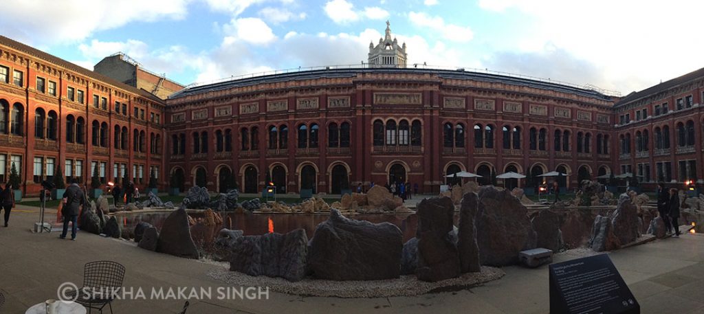 Victoria and Albert Museum.