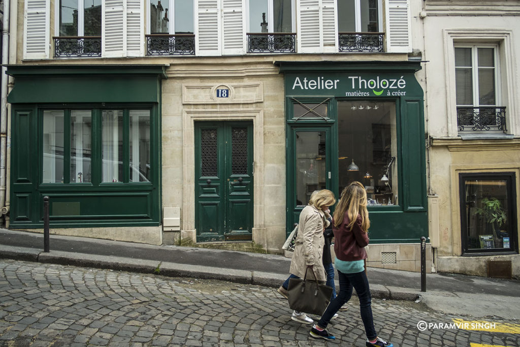 Rue Tholoze, Paris