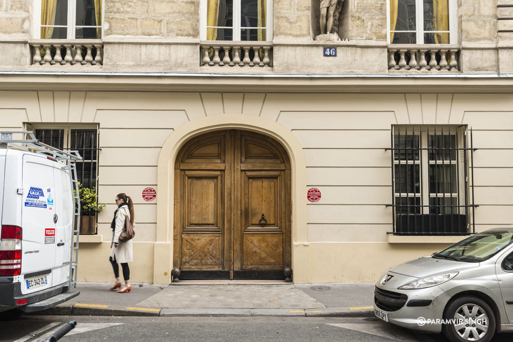 Garage door in Paris.