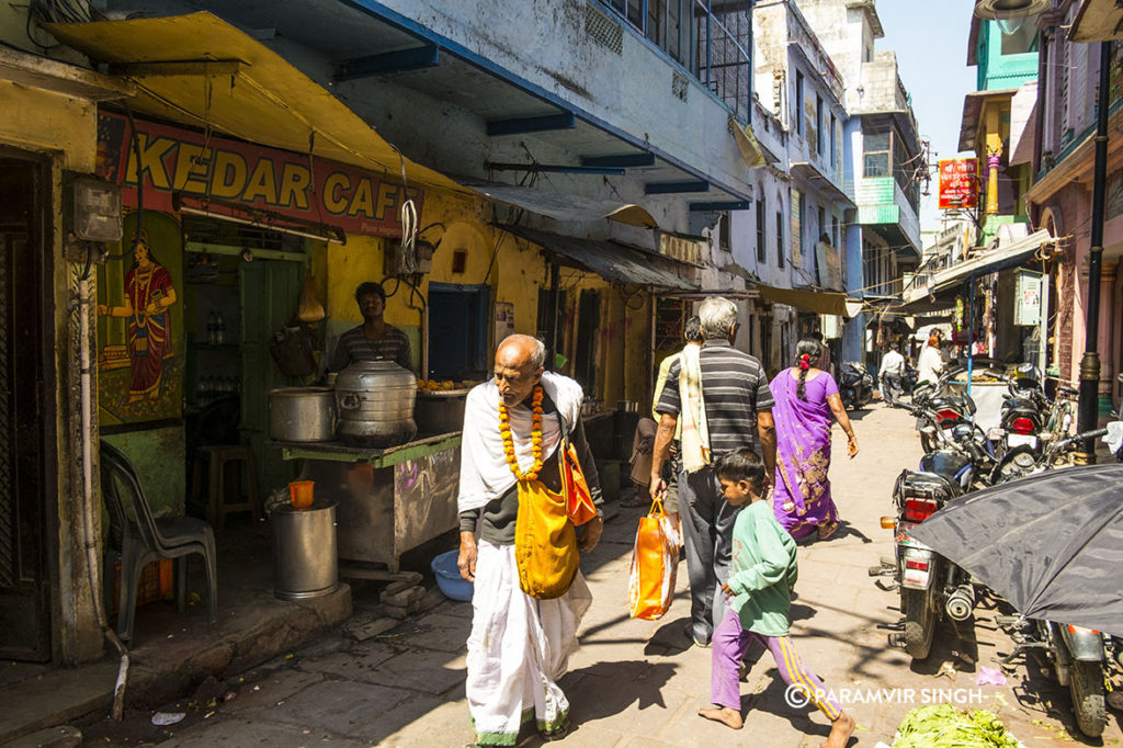 Lanes of Kedar Ghat, Benaras