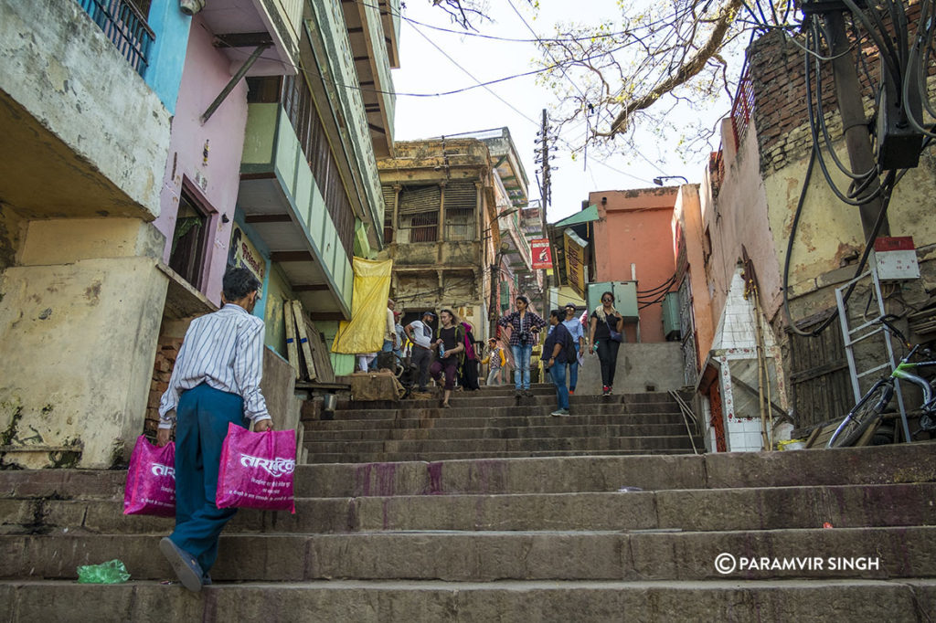 Walking up the lanes of Benaras