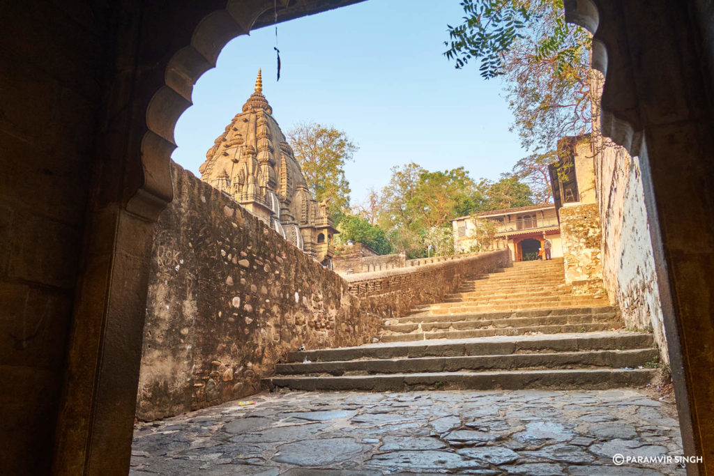 Temples in Maheshwar Ghat